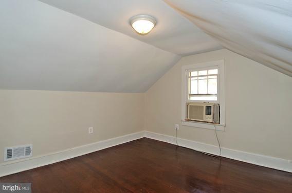 9406 North Laurel Road Laurel, MD 20723 - Photo 20 of 23 Bedroom