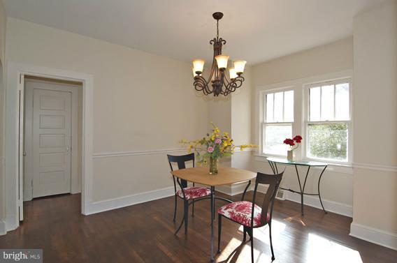 9406 North Laurel Road Laurel, MD 20723 - Photo 7 of 23 Dining Room