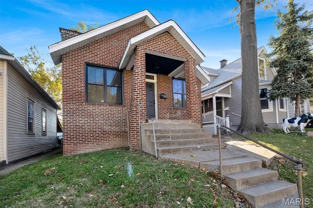$1,950 | 6752 West Park Avenue, St. Louis, MO 63139