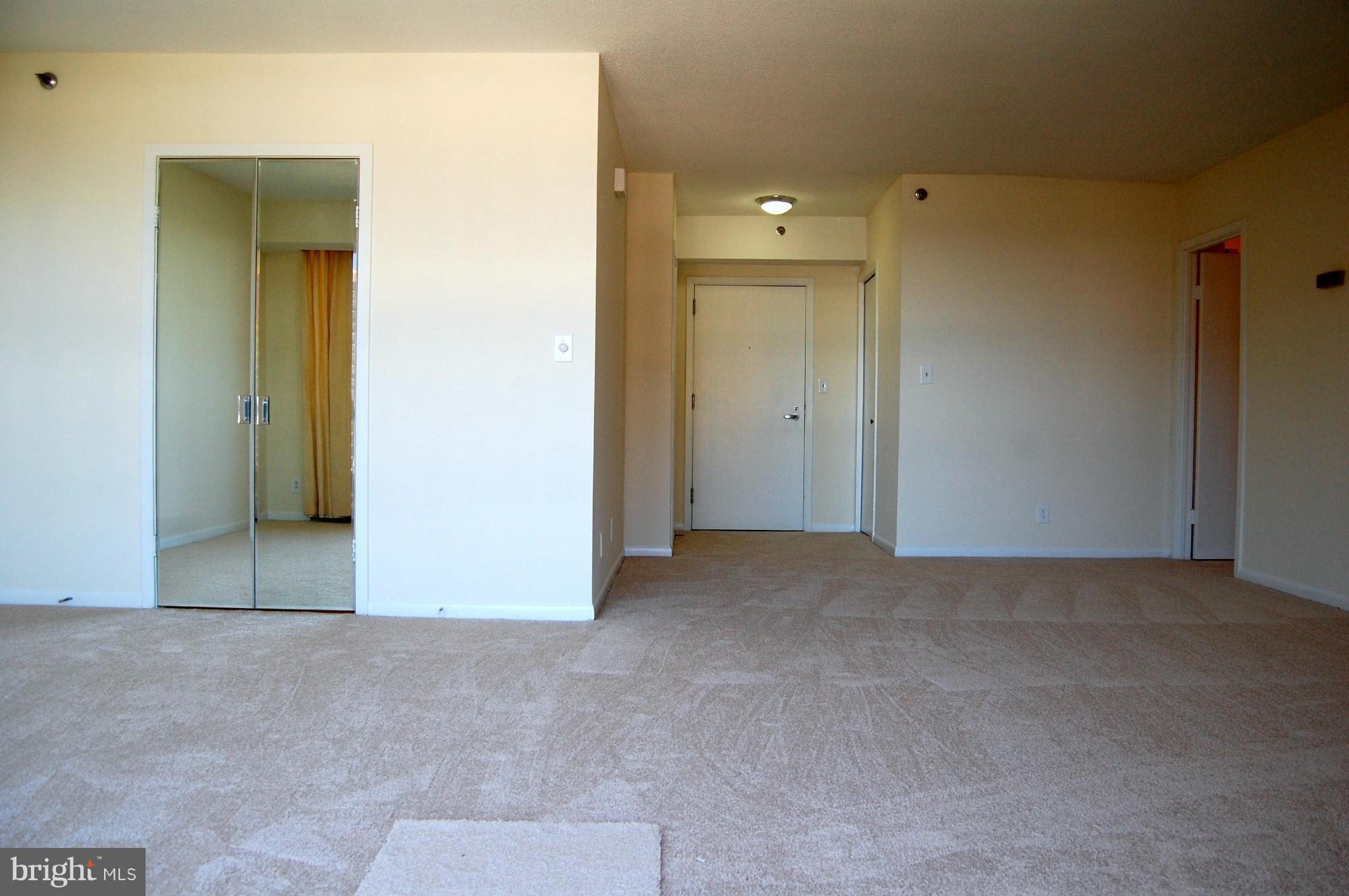 5505 Seminary Road, Unit 1407N Falls Church, VA 22041 - Photo 2 of 30 a view of an empty room and closet area