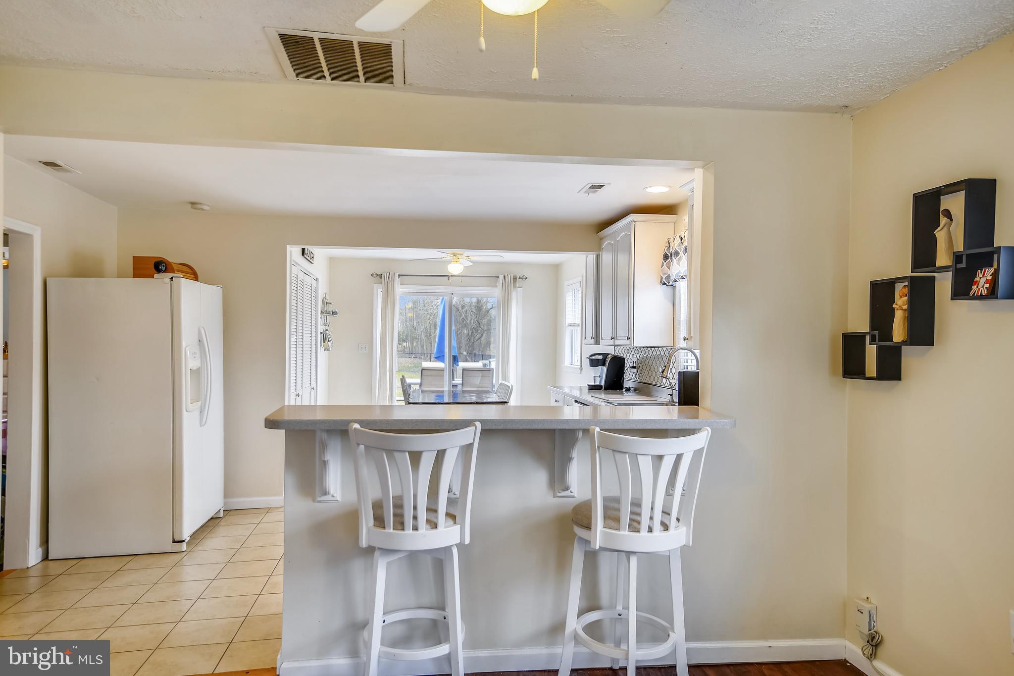 719 Masons Beach Road Deale, MD 20751 - Photo 4 of 30 Gallery Image 4