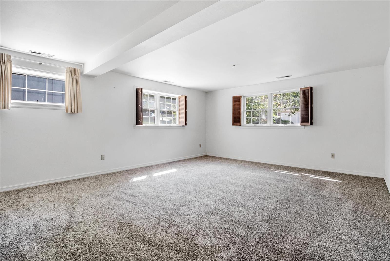 616 Amberwood Lane Ballwin, MO 63021 - Photo 26 of 39