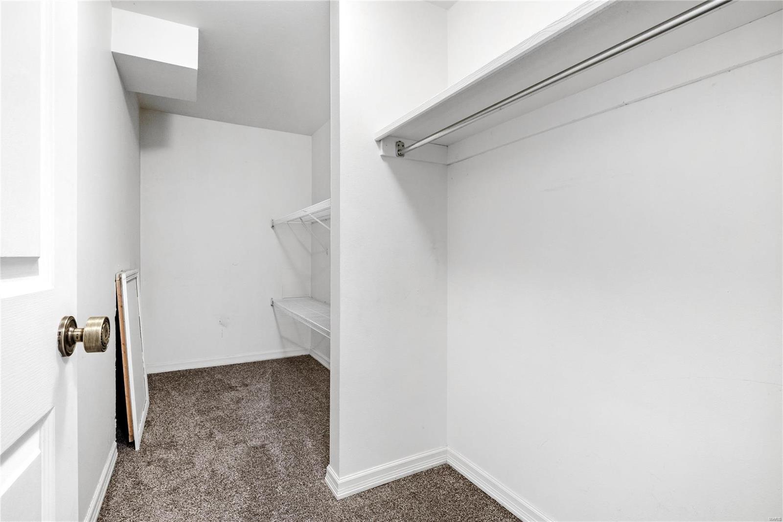 616 Amberwood Lane Ballwin, MO 63021 - Photo 29 of 39