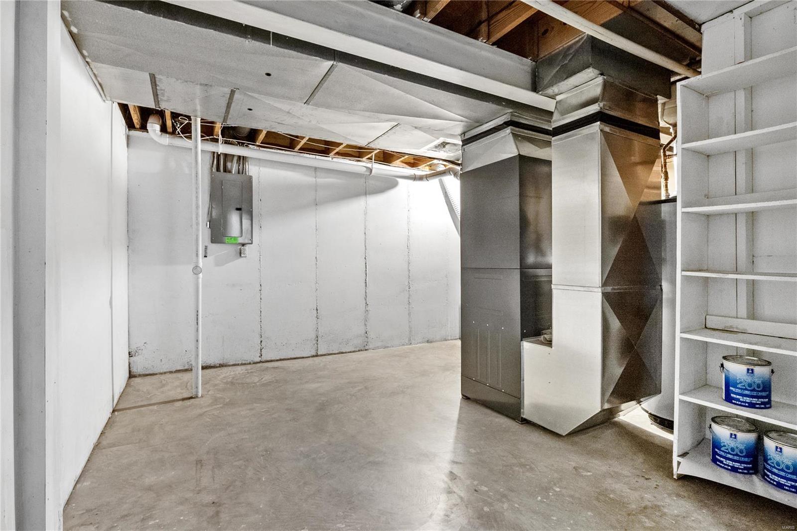 616 Amberwood Lane Ballwin, MO 63021 - Photo 30 of 39