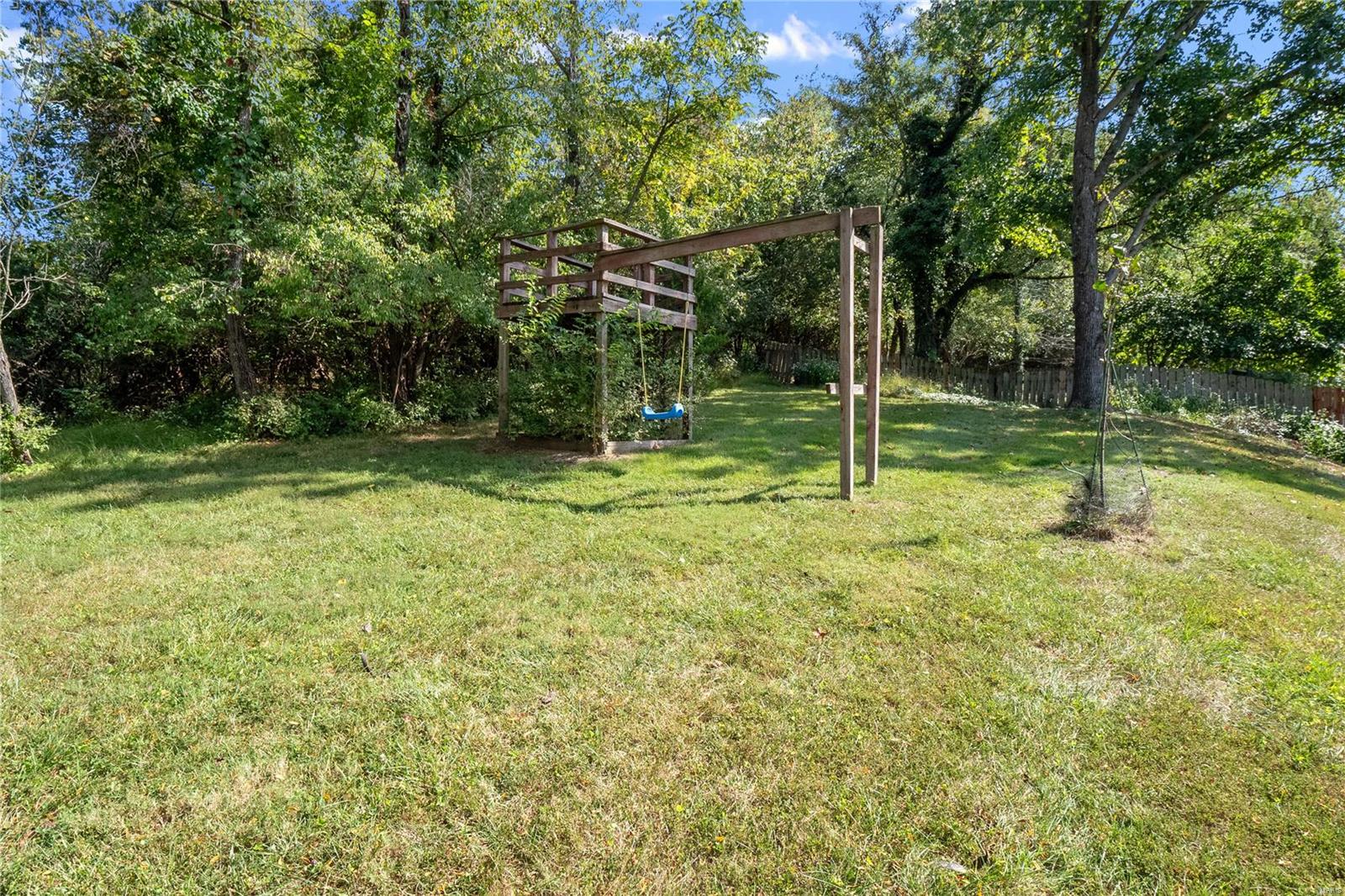 616 Amberwood Lane Ballwin, MO 63021 - Photo 35 of 39