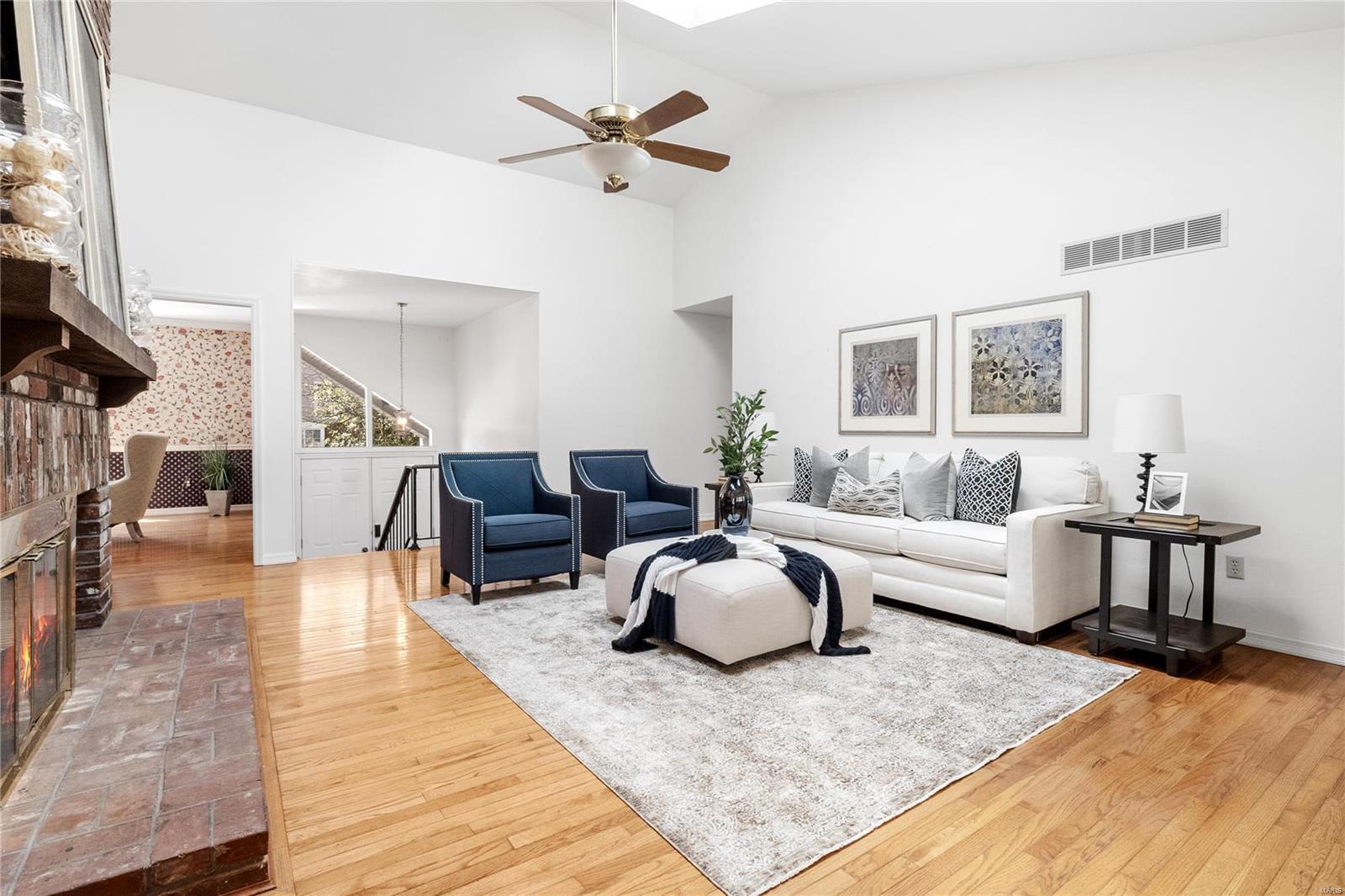 616 Amberwood Lane Ballwin, MO 63021 - Photo 6 of 39