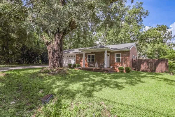 $224,900 | 1529 Live Oak Drive, Tallahassee, FL 32301