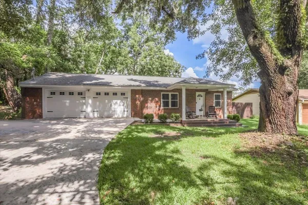 $224,900 | 1529 Live Oak Drive, Tallahassee, FL 32301