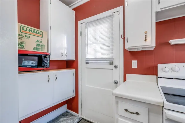 $227,900 | 1529 Live Oak Drive, Tallahassee, FL 32301