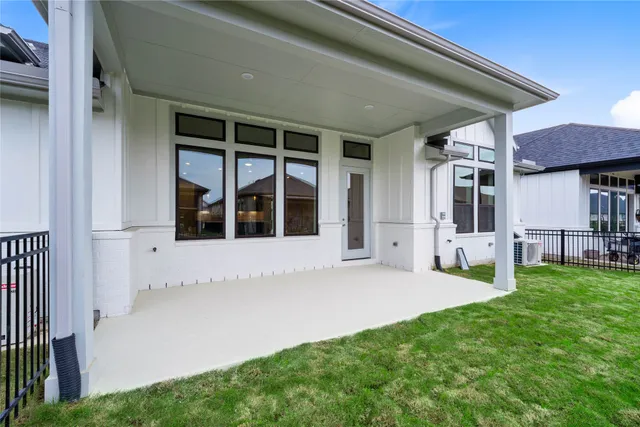 a view of a water with building in the background