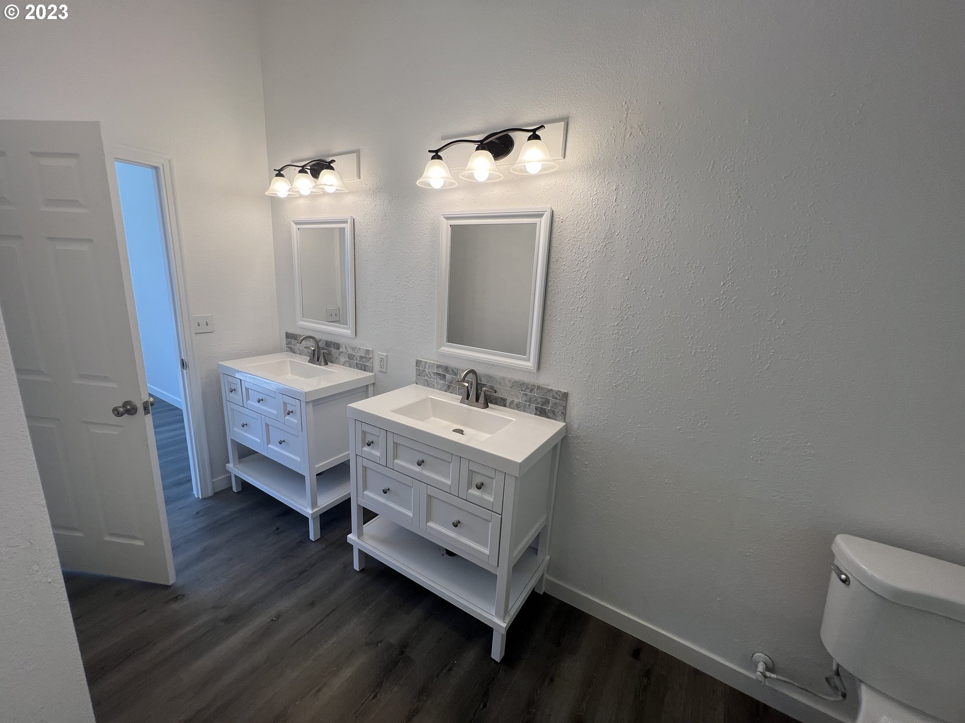 170 Fenton Avenue Molalla, OR 97038 - Photo 21 of 27 a bathroom with a double vanity sink mirror and toilet
