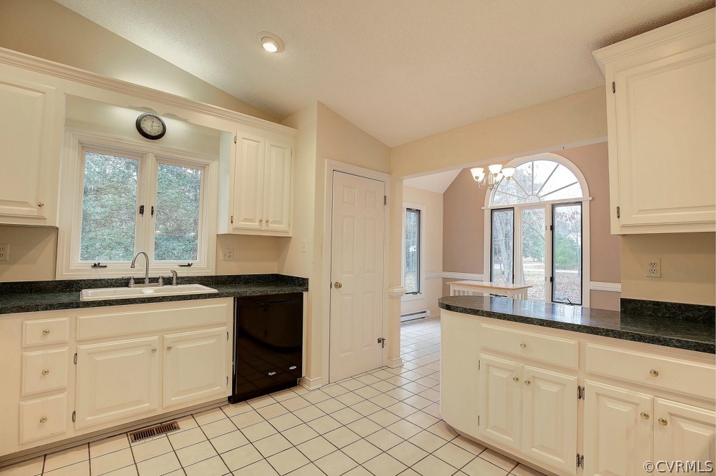 14431 Skybird Road Chesterfield, VA 23838 - Photo 7 of 20 Gallery Image 7