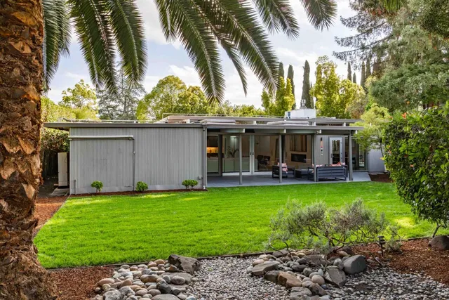 $4,800,000 | 3502 Arbutus Avenue, Palo Alto, CA 94303