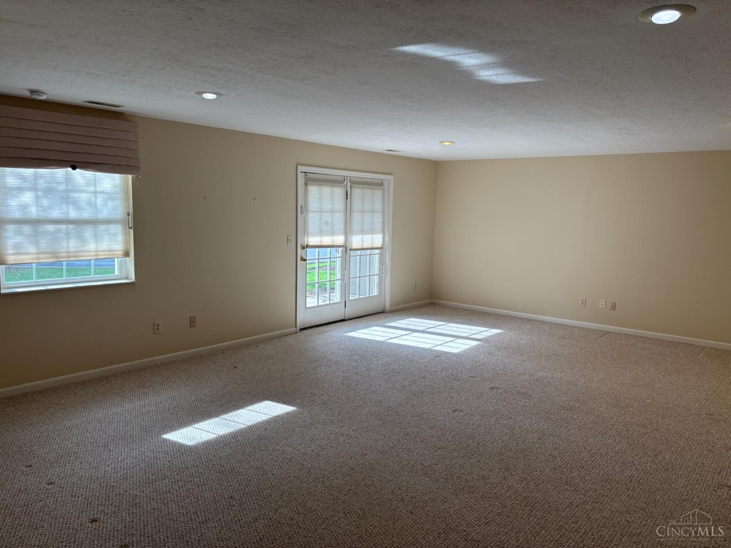 3693 Galbraith Road, Unit 45 Cincinnati, OH 45247 - Photo 15 of 28