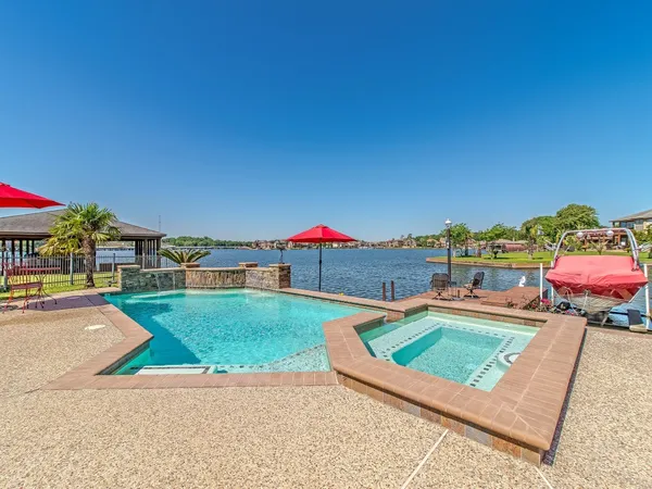 $3,950 | 9181 Deepwater Drive, Montgomery, TX 77356