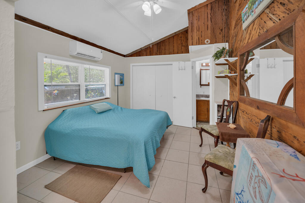 235 Antigua Road Tavernier, FL 33070 - Photo 23 of 48 Front Bldg - Guest 2