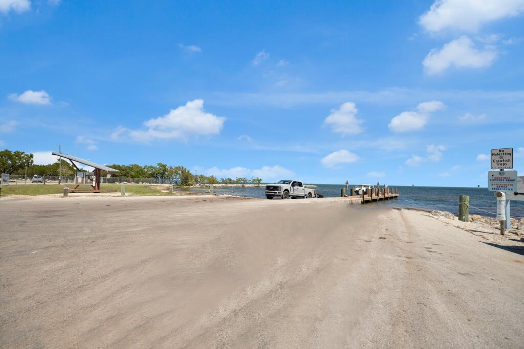 235 Antigua Road Tavernier, FL 33070 - Photo 47 of 48 a view of an ocean and beach