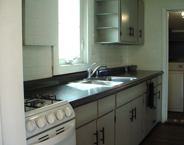 903 Philo Road Urbana, IL 61801 - Photo 3 of 28