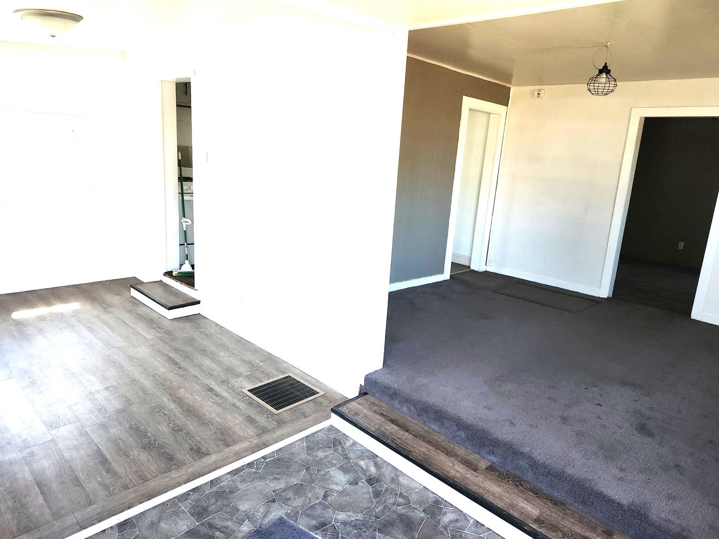 903 Philo Road Urbana, IL 61801 - Photo 7 of 28