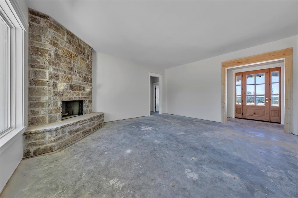 105 Anchor Way Bluff Dale, TX 76433 - Photo 17 of 40