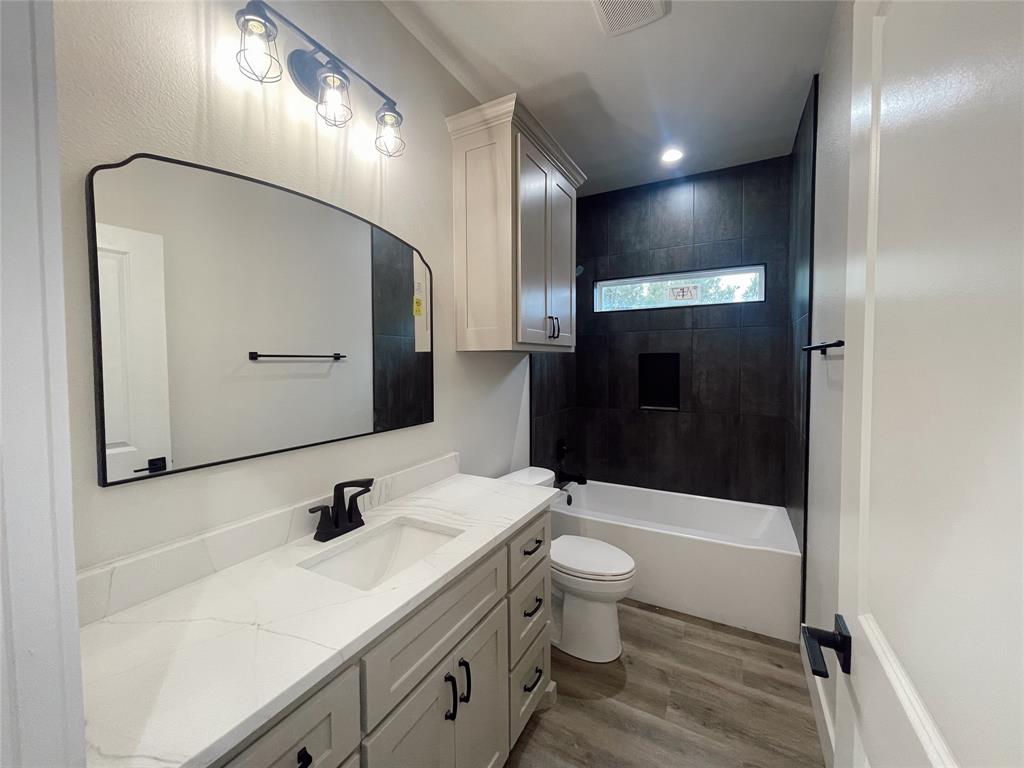 105 Anchor Way Bluff Dale, TX 76433 - Photo 8 of 40