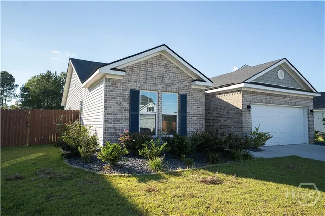 $2,350 | 173 Sessile Oak Drive, Savannah, GA 31419