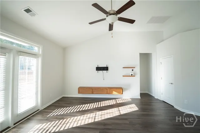 $2,350 | 173 Sessile Oak Drive, Savannah, GA 31419