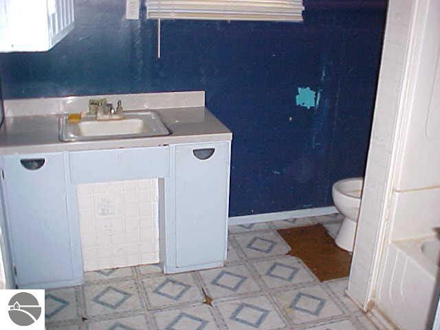 5906 Ellison Road Sterling, MI 48659 - Photo 9 of 12 1750249-8.JPG