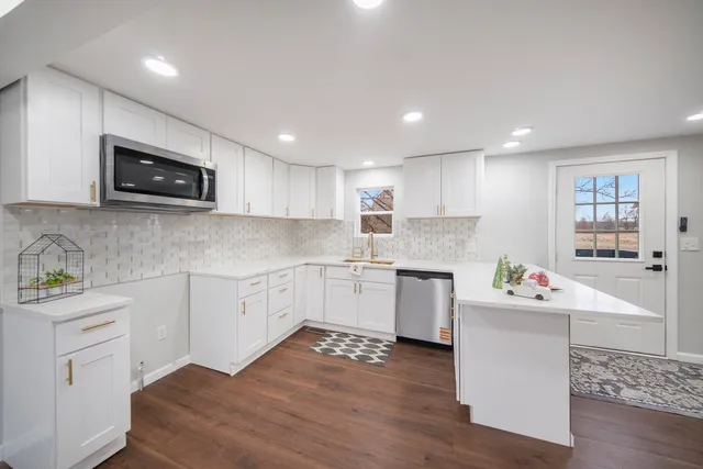 $279,900 | 6465 North Adrian Highway, Tecumseh, MI 49286