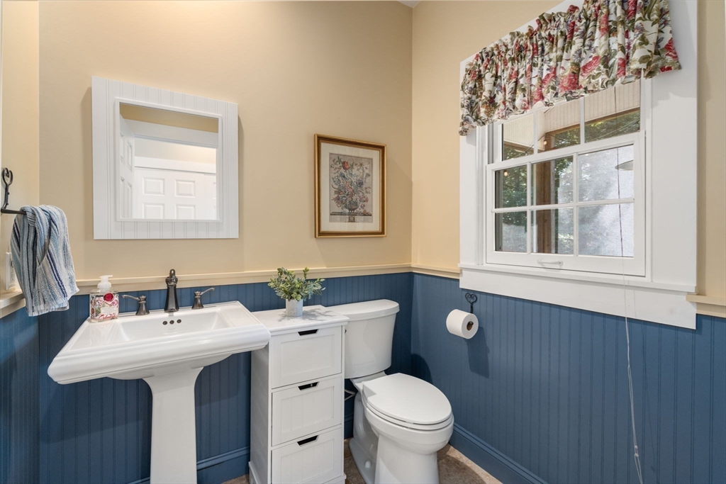 430 Mashapaug Road Holland, MA 01521 - Photo 22 of 38 Gallery Image 22