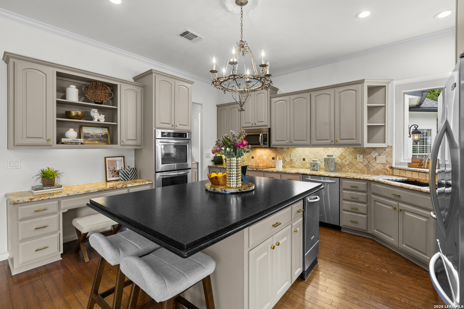 29707 High Eschelon Fair Oaks Ranch, TX 78015 - Photo 12 of 46