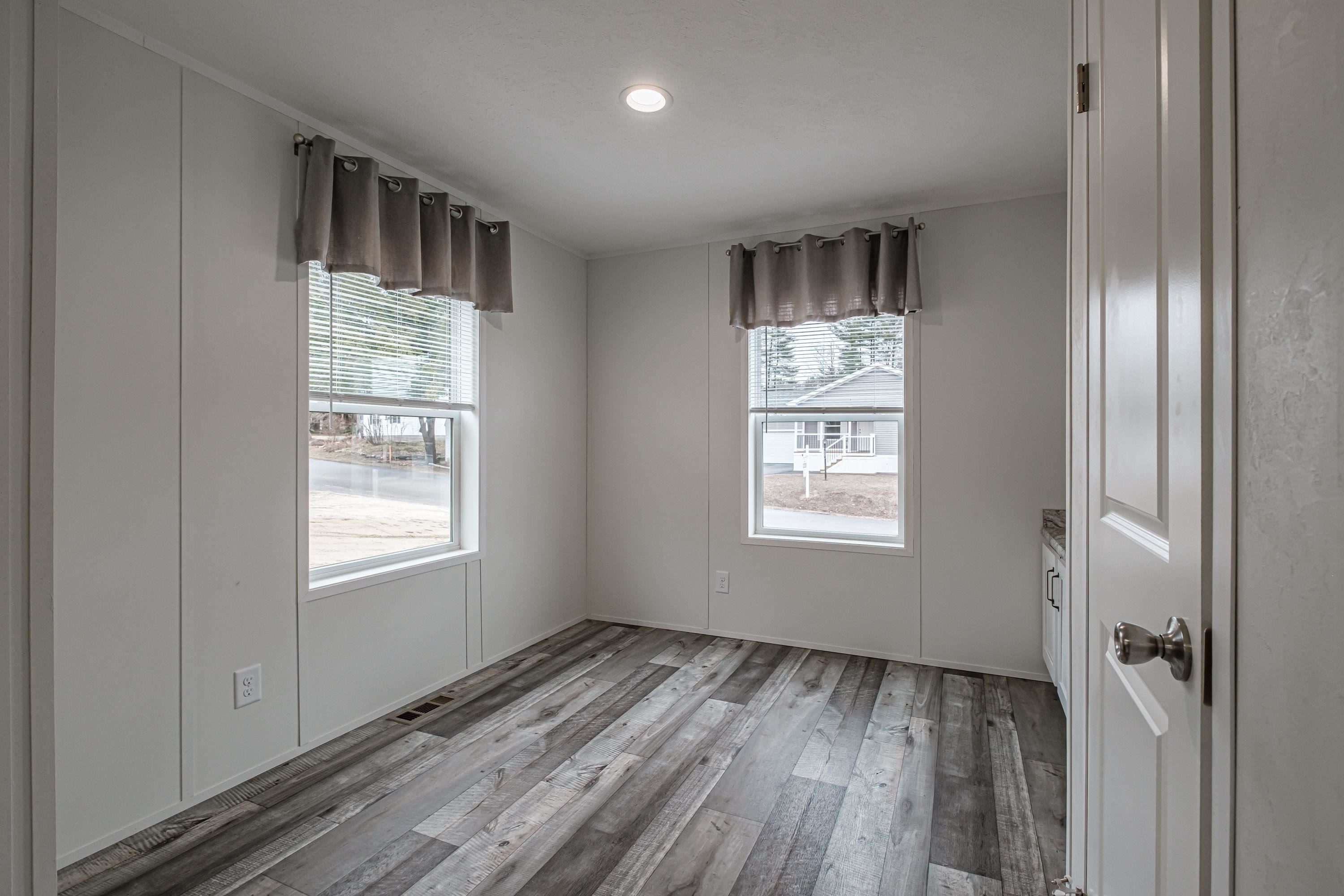 23 Diamondback Drive Rochester, NH 03868 - Photo 9 of 42