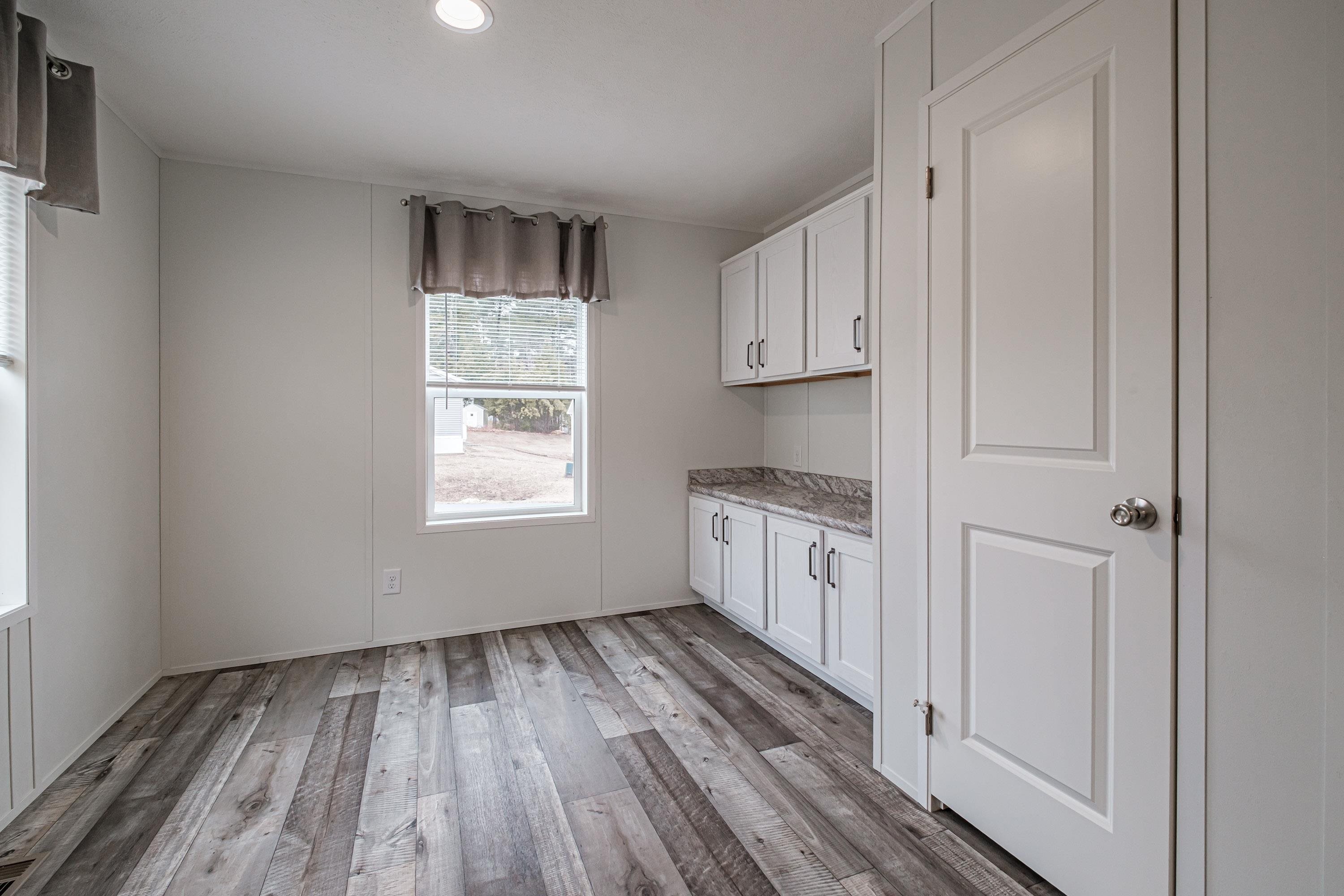 23 Diamondback Drive Rochester, NH 03868 - Photo 10 of 42