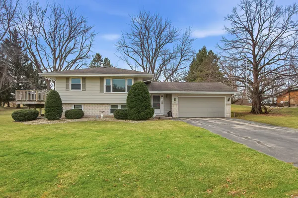 $275,000 | W523 Highland Avenue, Bloomfield, WI 53128
