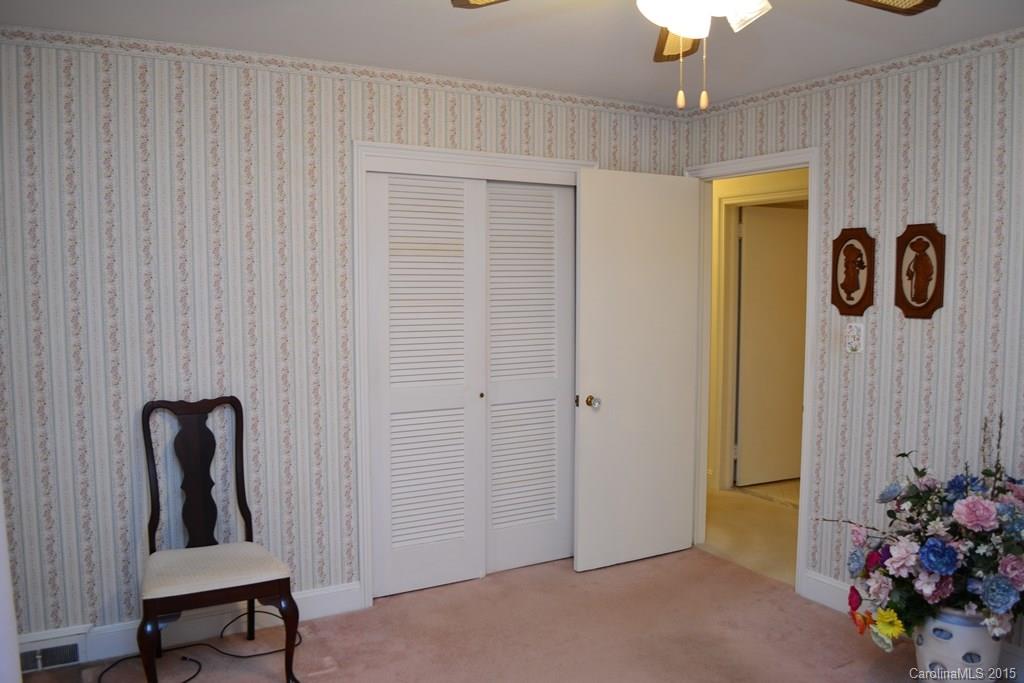 5332 Northside Road Charlotte, NC 28269 - Photo 14 of 23 Gallery Image 14