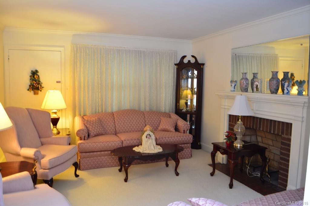 5332 Northside Road Charlotte, NC 28269 - Photo 8 of 23 Gallery Image 8