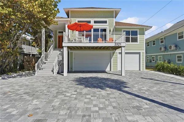 $2,399,000 | 3321 Estero Boulevard, Fort Myers Beach, FL 33931