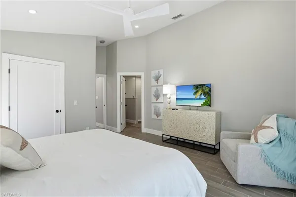 $2,399,000 | 3321 Estero Boulevard, Fort Myers Beach, FL 33931