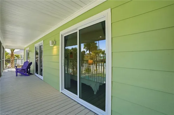 $2,399,000 | 3321 Estero Boulevard, Fort Myers Beach, FL 33931