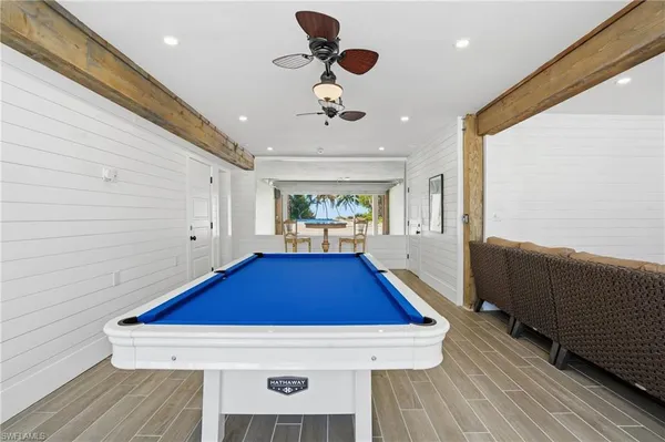 $2,399,000 | 3321 Estero Boulevard, Fort Myers Beach, FL 33931