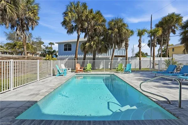 $2,399,000 | 3321 Estero Boulevard, Fort Myers Beach, FL 33931
