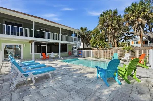 $2,399,000 | 3321 Estero Boulevard, Fort Myers Beach, FL 33931