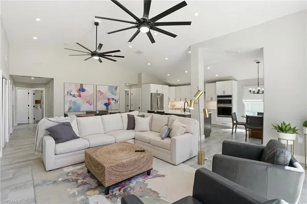 $2,399,000 | 3321 Estero Boulevard, Fort Myers Beach, FL 33931