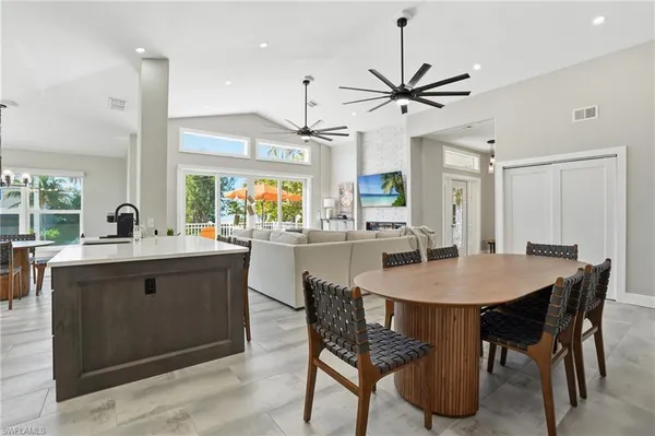 $2,399,000 | 3321 Estero Boulevard, Fort Myers Beach, FL 33931