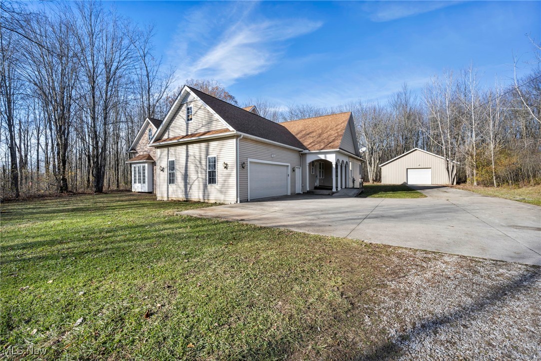 8417 Chatham Road Medina, OH 44256 - Photo 2 of 42 Gallery Image 2