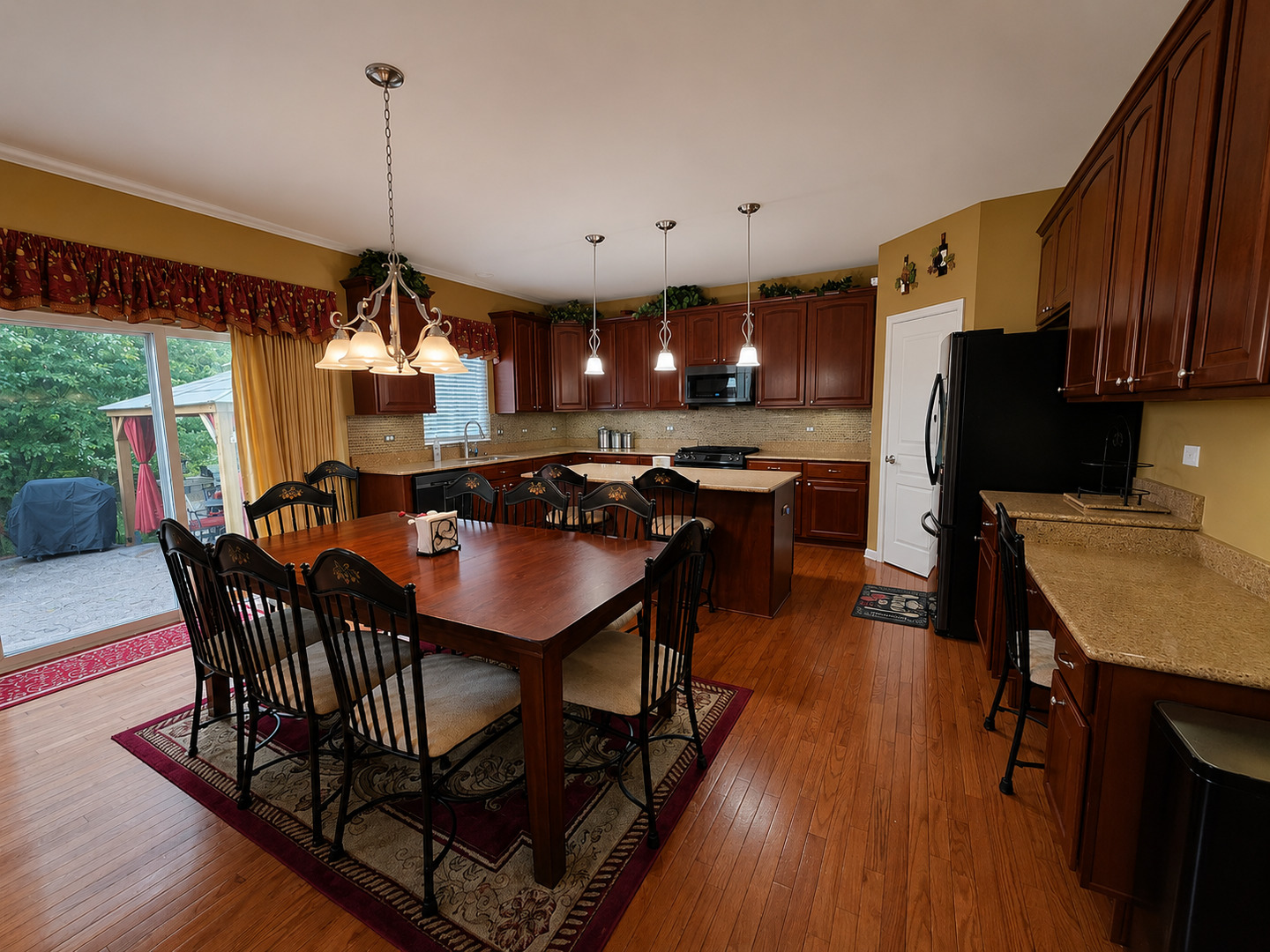 4 Snead Court Bolingbrook, IL 60490 - Photo 10 of 50