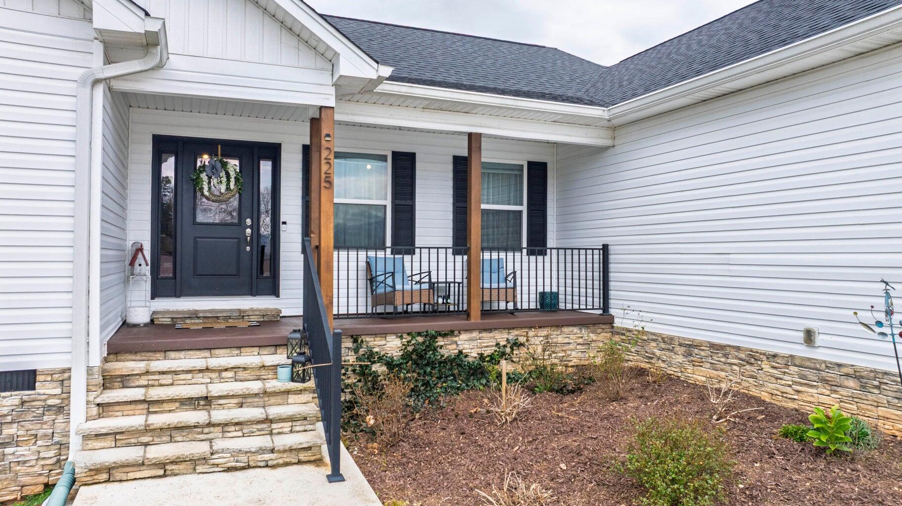 225 Foothills Drive Dayton, TN 37321 - Photo 26 of 34 Front of House