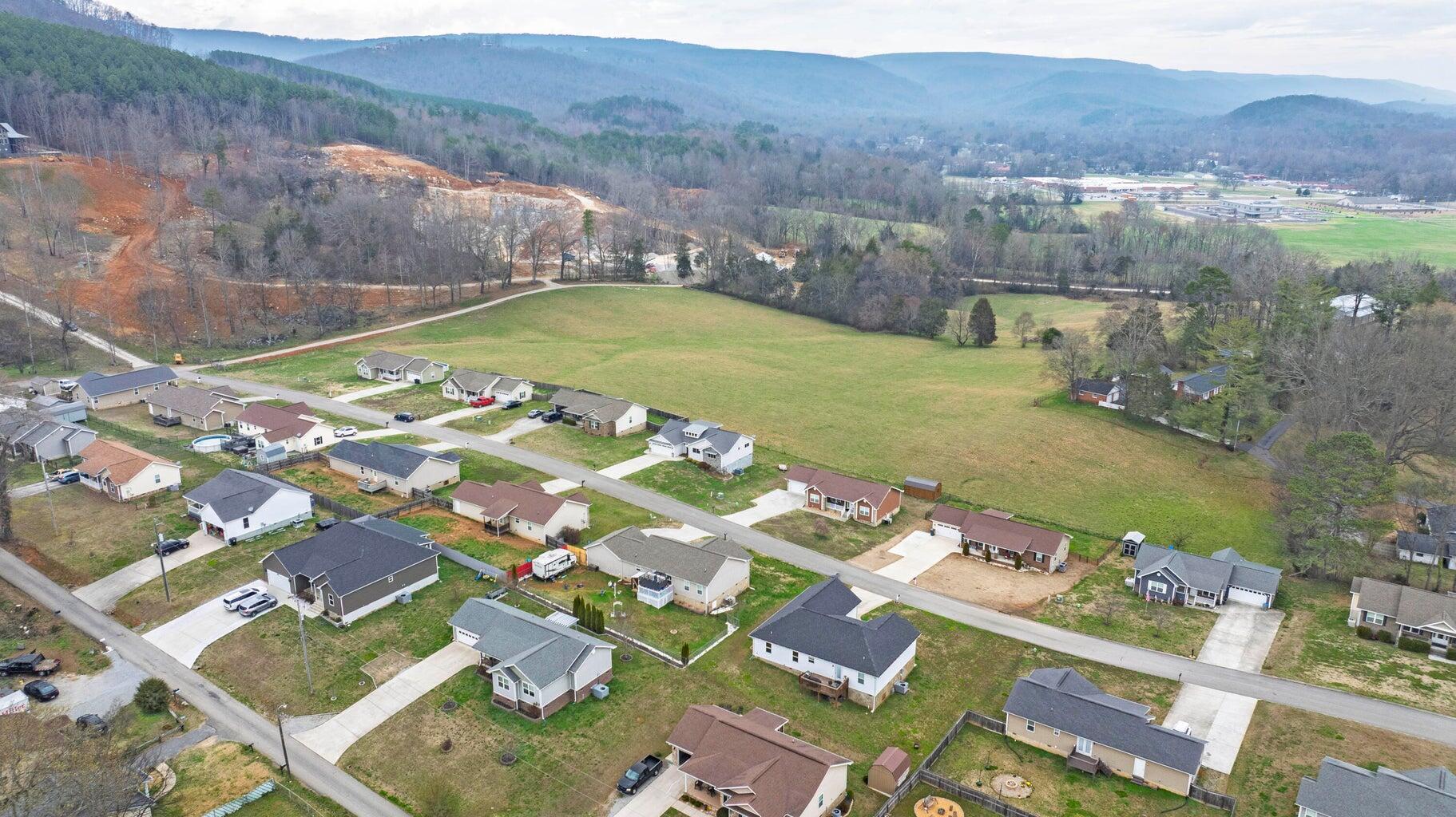 225 Foothills Drive Dayton, TN 37321 - Photo 29 of 34 Aerial