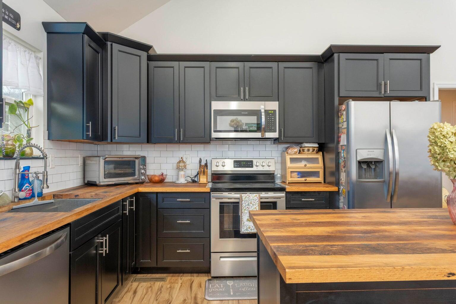 225 Foothills Drive Dayton, TN 37321 - Photo 5 of 34 Kitchen