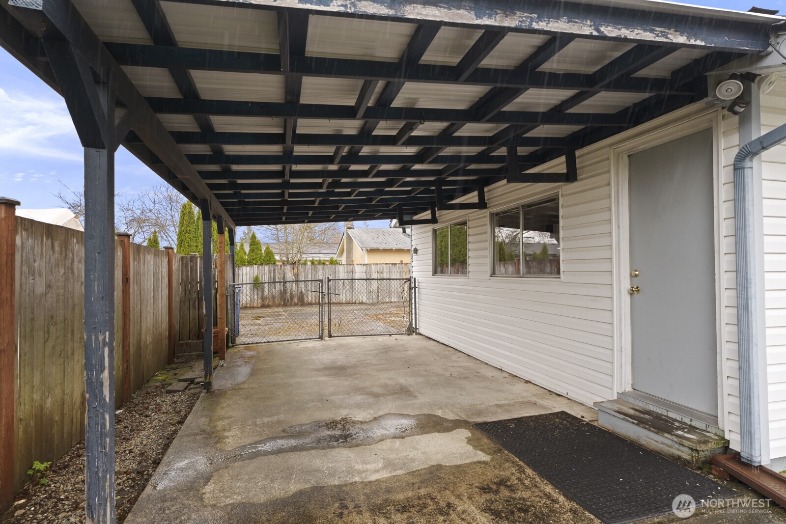 12742 Southeast 171st Place Renton, WA 98058 - Photo 26 of 33 a view of a garage